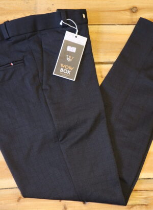 PEANUT CHEX ARMANI BLACK