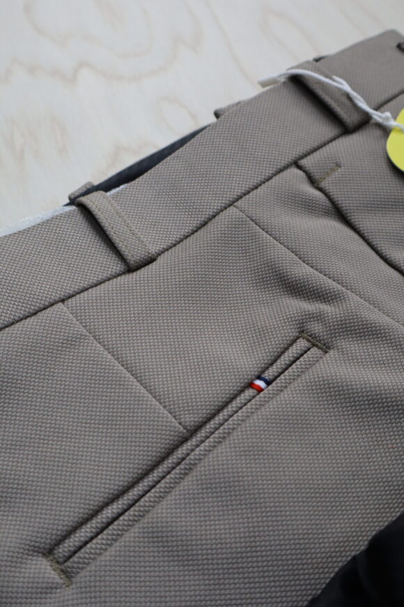 HEAVY PEANUT ARMANI DARK CREAM